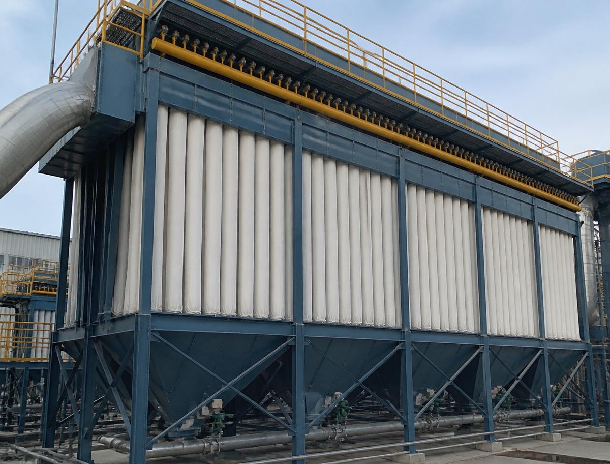Industrial bag-house filter collecting microsilica from cooled off-gas